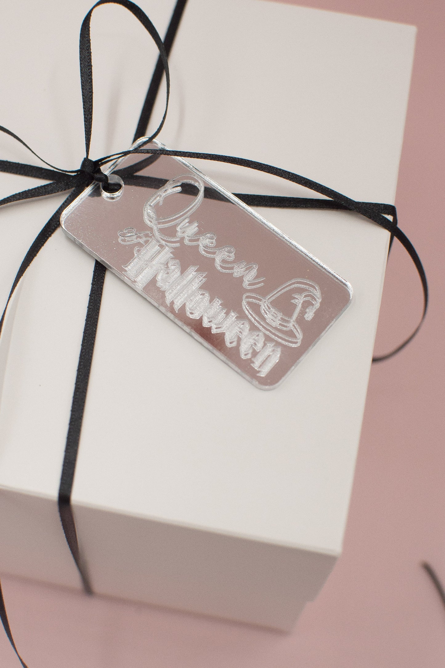 Queen of Halloween Gift Tag
