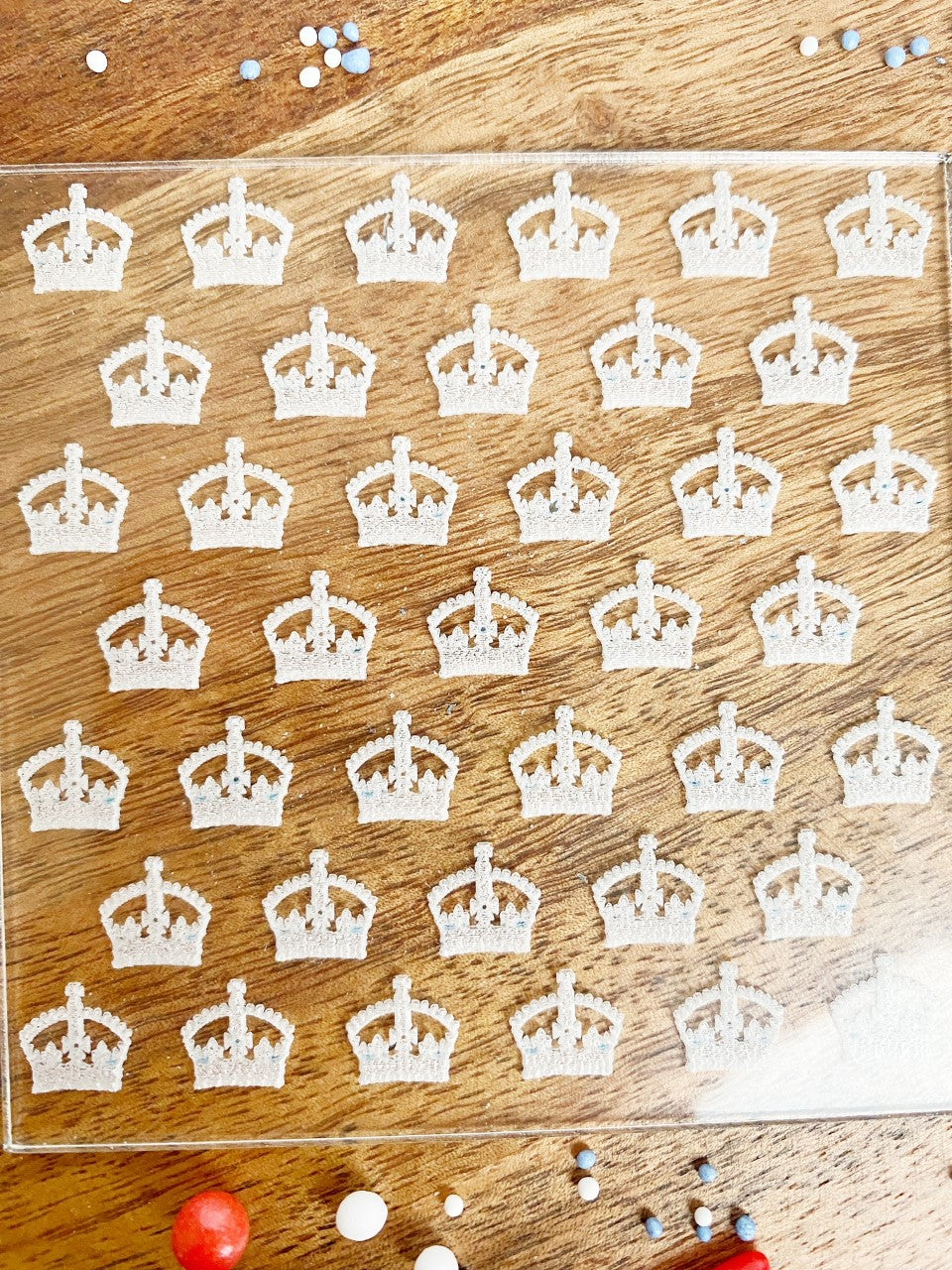 Coronation Crown Pattern Embosser