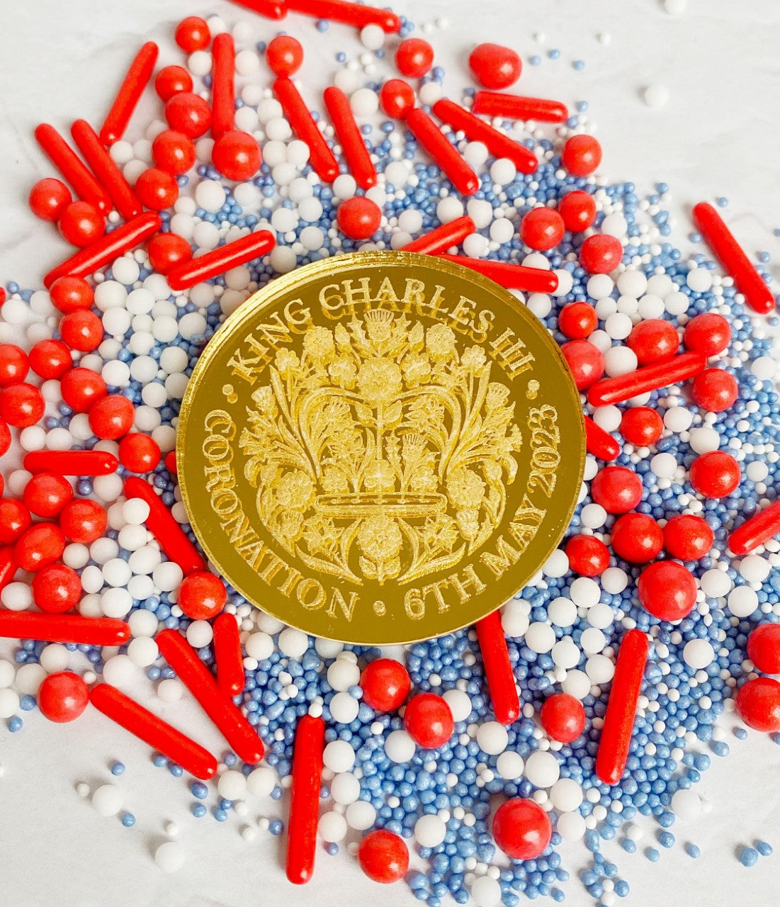 Coronation Royal Crest Cupcake Disc