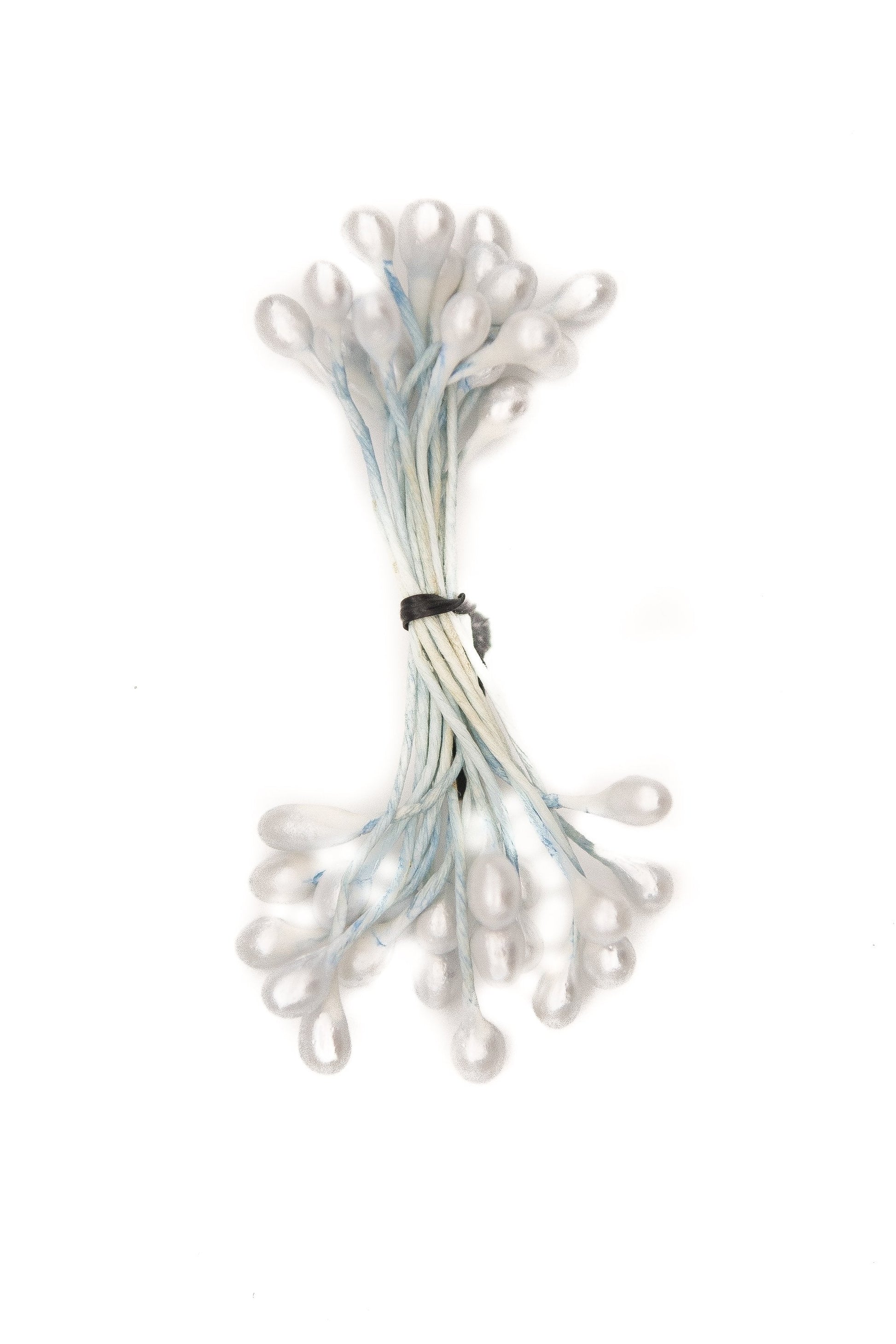 Large Pale Blue Pearlised Stamens