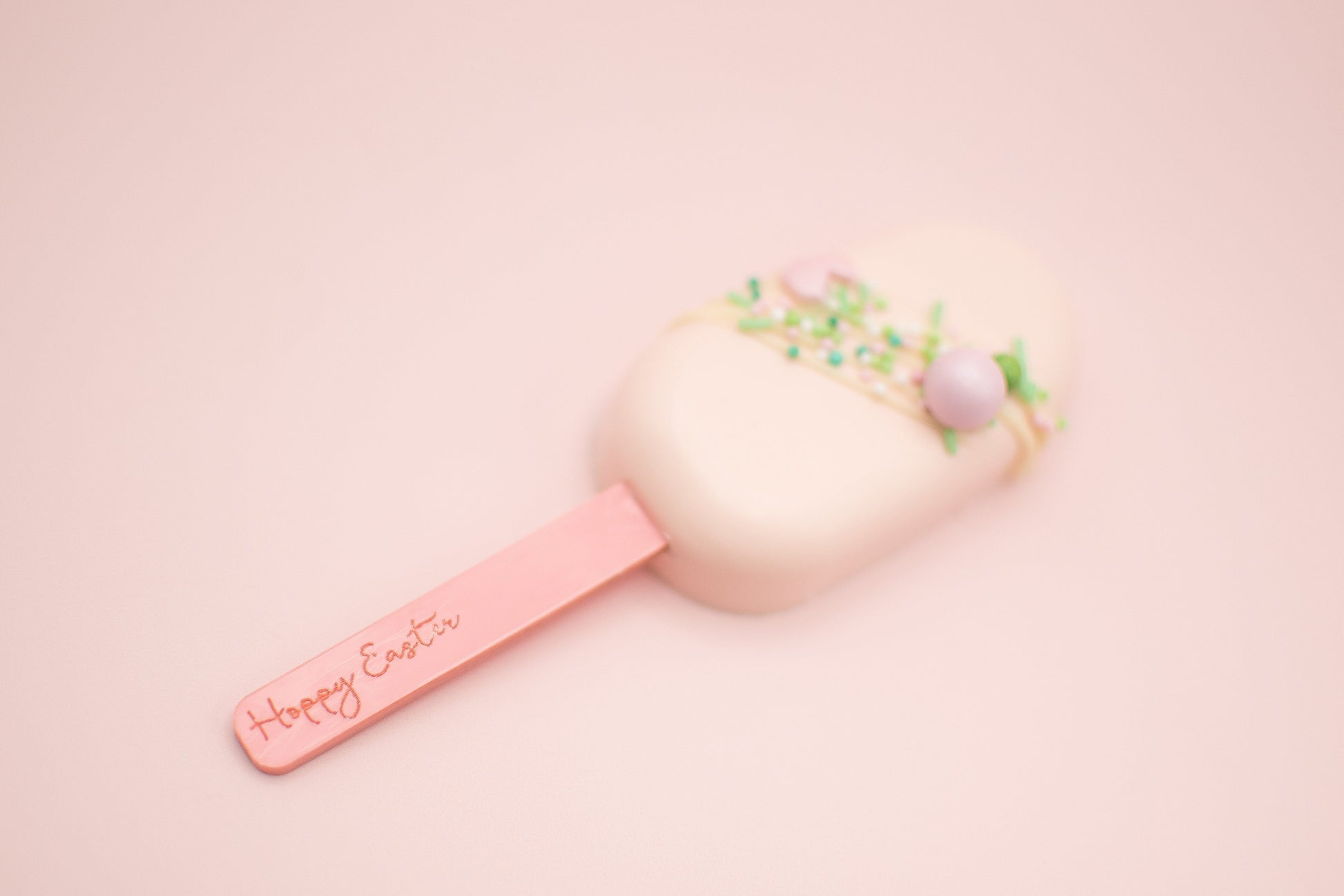 'Hoppy Easter' Cakesicle Sticks