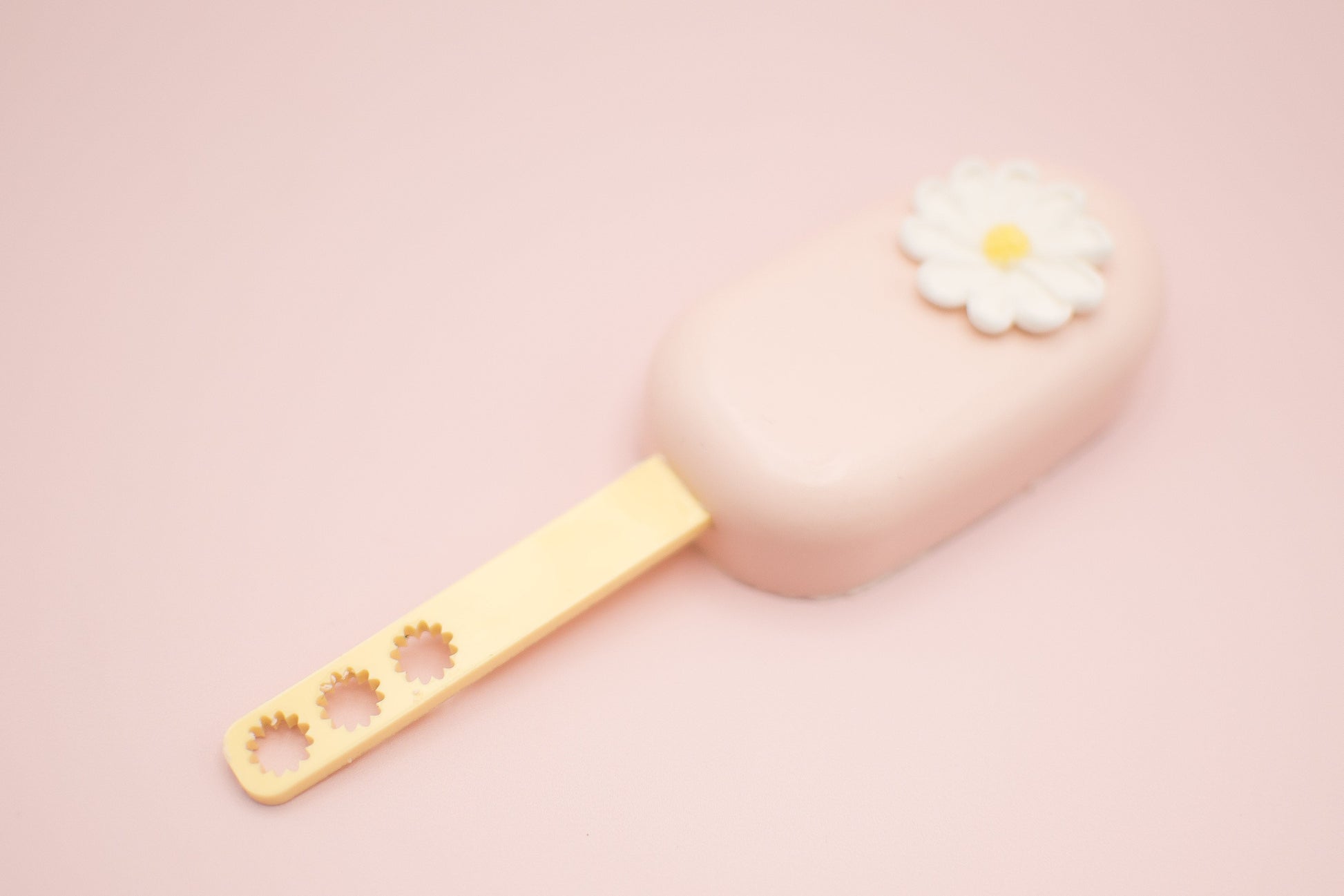 3 Flower Cakesicle Sticks