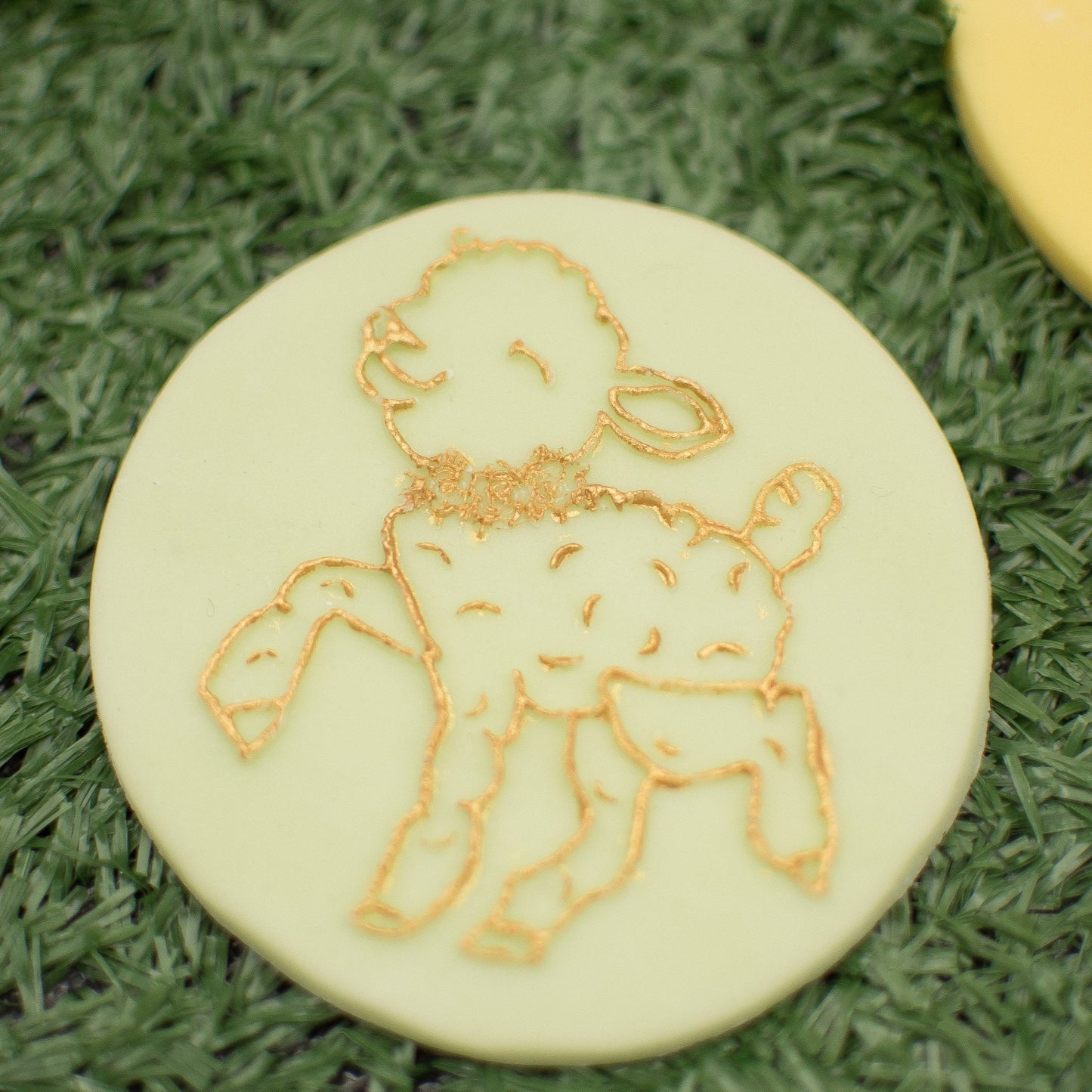 Reverse Embosser - Bella the Lamb