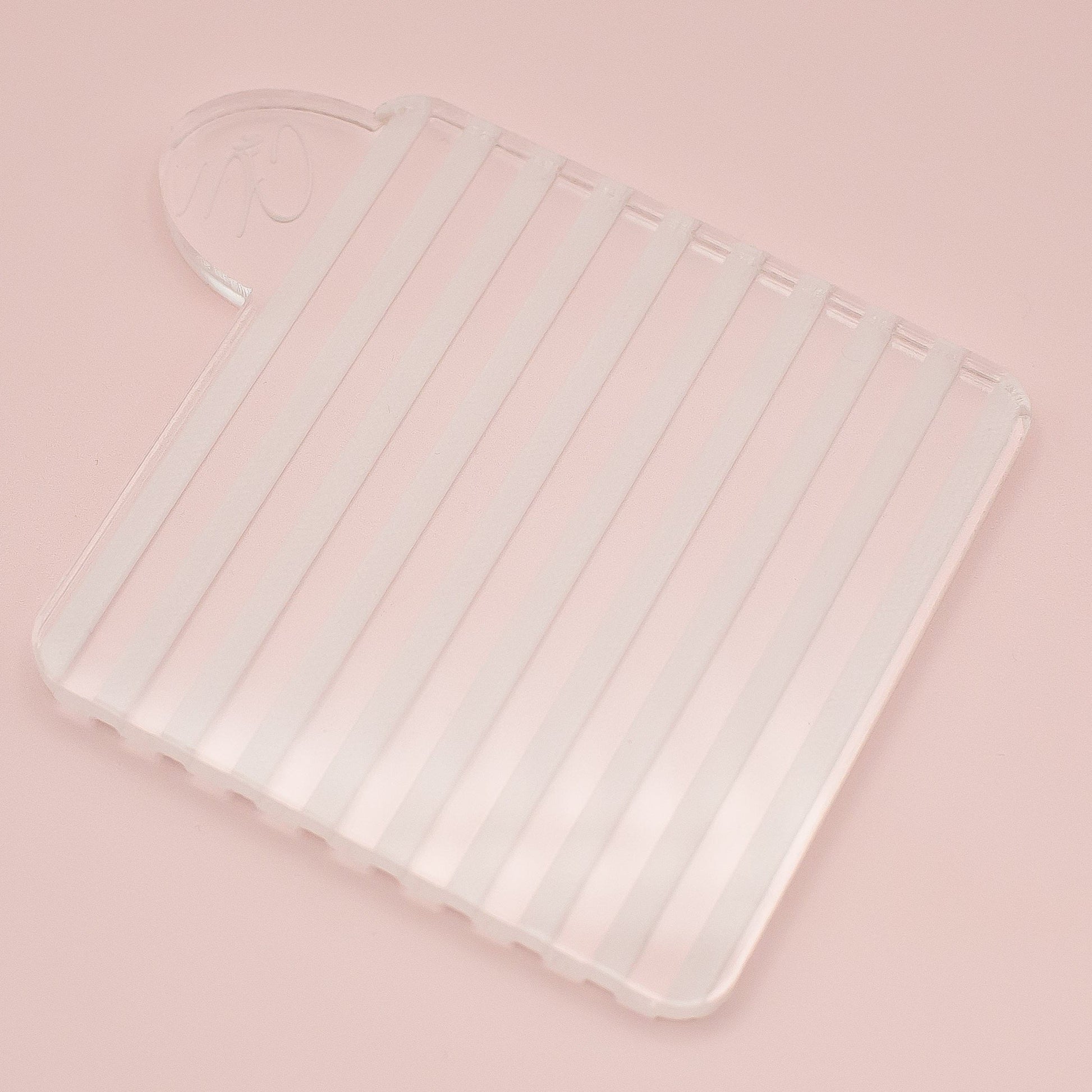 Reverse Embosser - Thin Stripes