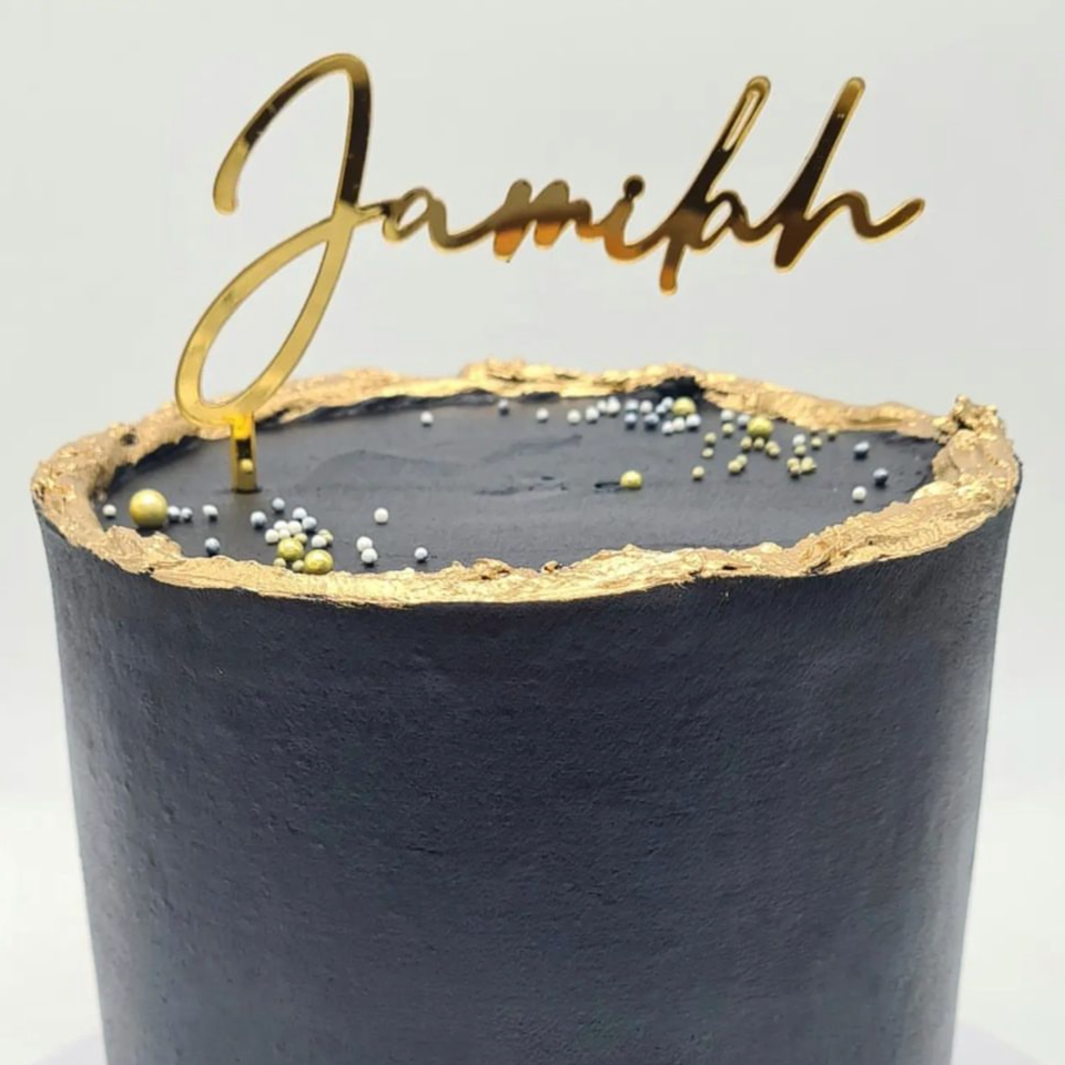 Single Layered - Personalised Name Topper