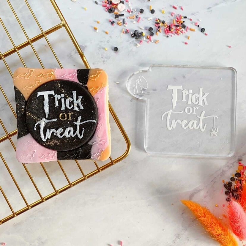 Reverse Embosser - Trick or Treat