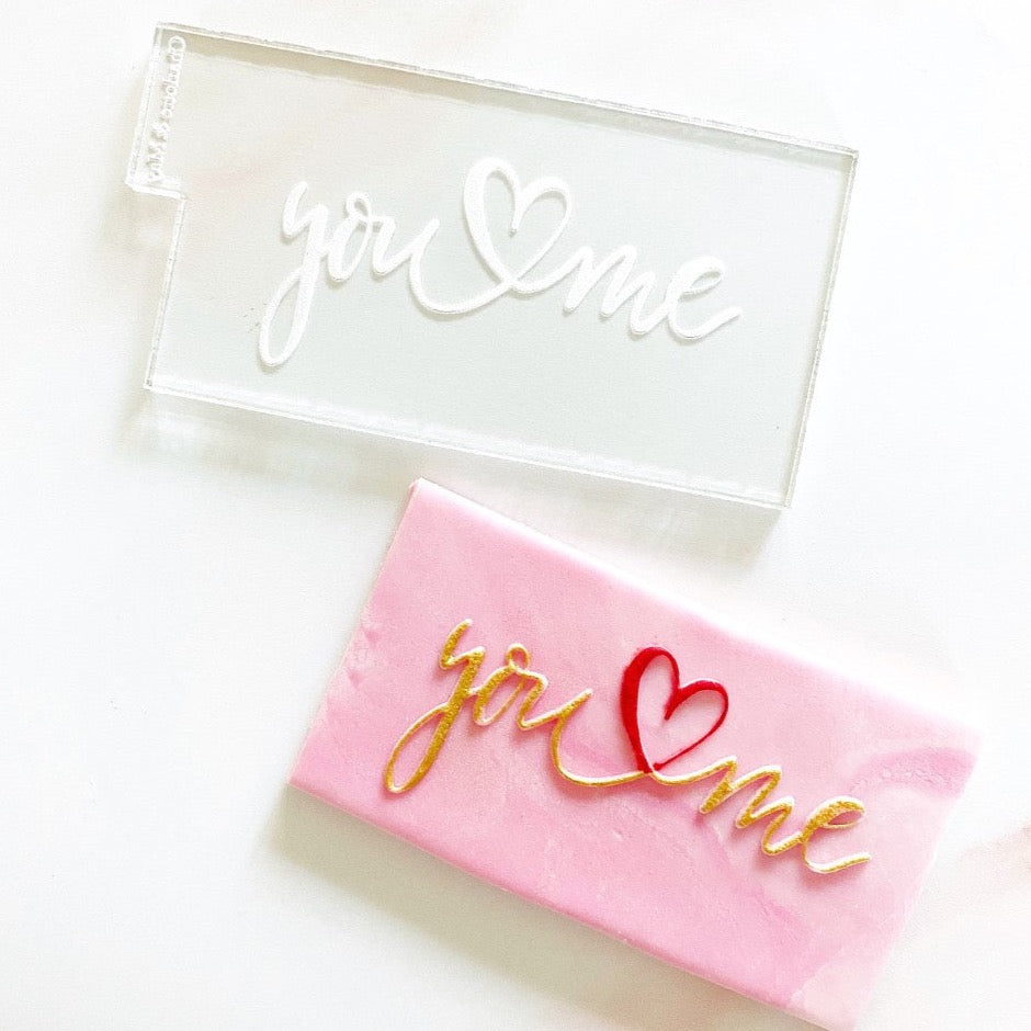 Valentines Reverse Embosser - 'You heart Me'